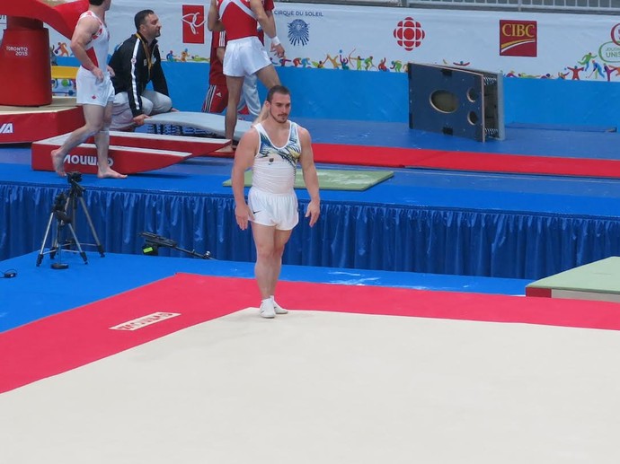 Arthur Zanetti ginástica artística ginasta no solo Jogos Pan Americanos (Foto: GloboEsporte.com)