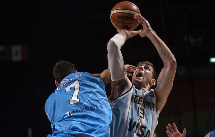 Argentina x Uruguai Cafani Nocioni Copa América México basquete (Foto: AP)