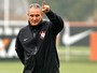 Tite promete dignidade e esforço como presente de 103 anos ao Timão