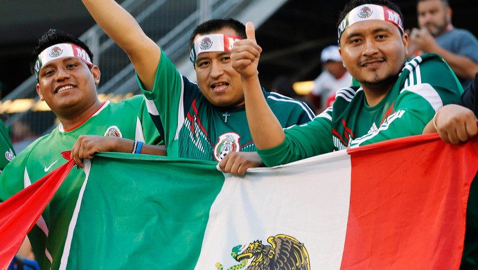 torcida Mexico x Bosnia amistoso (Foto: Reuters)