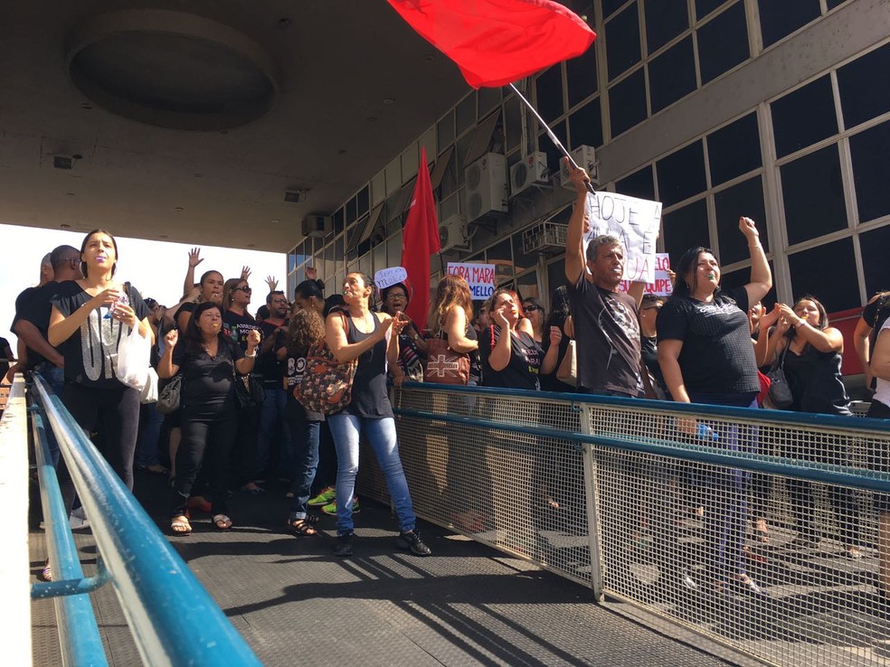 Professores municipais realizaram paralisação em Presidente Prudente (Foto: Wellington Roberto/G1)