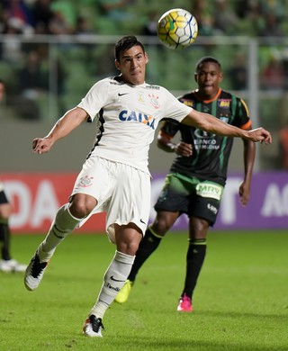 América-MG x Corinthians (Foto: ANDRÉ YANCKOUS/AGIF/ESTADÃO CONTEÚDO) América-MG x Corinthians (Foto: ANDRÉ YANCKOUS/AGIF/ESTADÃO CONTEÚDO)