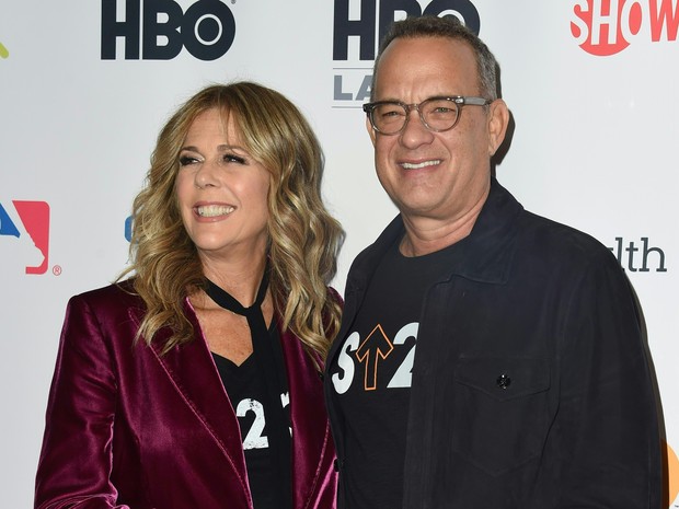 Rita Wilson e Tom Hanks em evento beneficente em Los Angeles, nos Estados Unidos (Foto: Valerie Macon/ AFP)