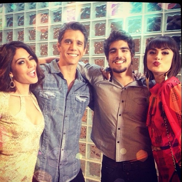 Caio Castro e elenco (Foto: Reprodução Instagram)