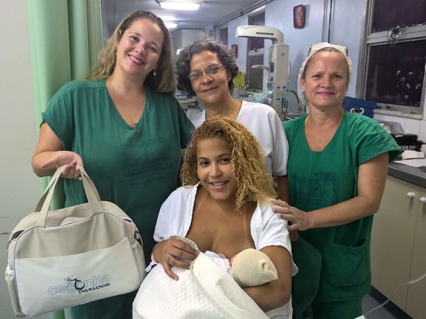 Yasmin com a mãe, Jéssica (Foto: Divulgação SMS)