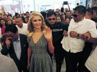 Paris Hilton causa tumulto nas Filipinas