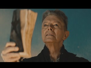 David Bowie no clipe de 'Blackstar' (Foto: Divulgação)