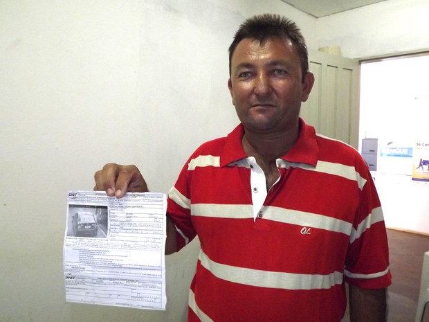 Mamede Dias, de 39 anos, tenta anular uma multa errada (Foto: Portal Lagoa do Barro)