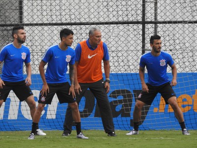 Padrão, frieza, Lucca: motivos para o Corinthians vencer o Dérbi