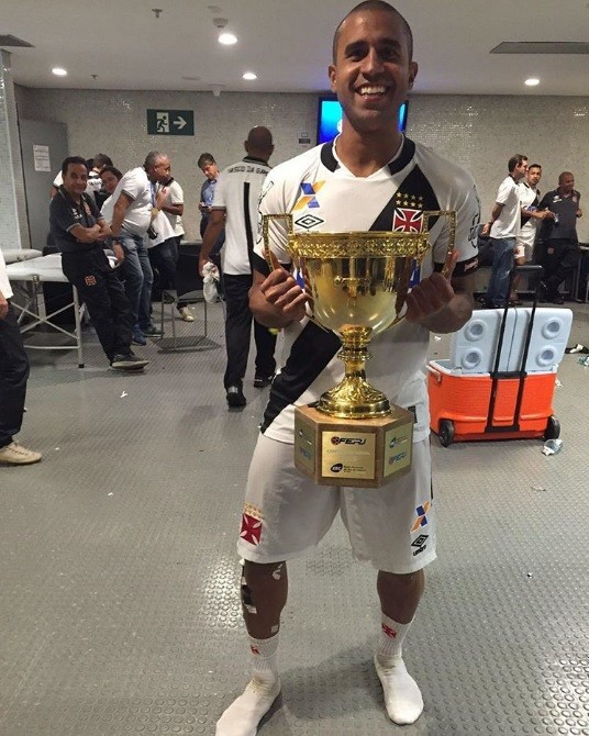 Jogadores do Vasco comemoram título carioca com postagens em redes sociais Blog Meio de Campo Jogadores do Vasco comemoram título carioca com postagens em redes sociais Blog Meio de Campo