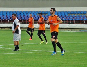 Eduardo Neto garante o Santa Rita preparado para enfrentar o Santa Cruz (Foto: Henrique Pereira/ GloboEsporte.com)