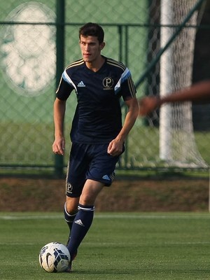 Dorival confirma estreia de zagueiro da base: 