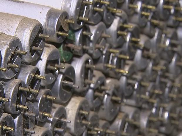 Lei que determina devolução de itens para lojas vale desde 2010 (Foto: Reprodução/TV TEM) Lei que determina devolução de itens para lojas vale desde 2010 (Foto: Reprodução/TV TEM)