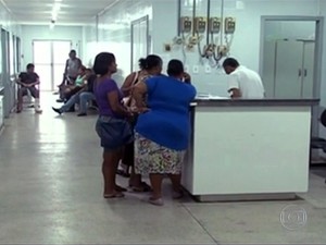 Casos de abandono de idosos e pessoas incapazes é comum nos hospitais do país (Foto: Reprodução/TV Anhanguera)
