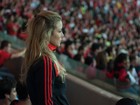 Christine Fernandes acompanha vitória do Flamengo no Maracanã