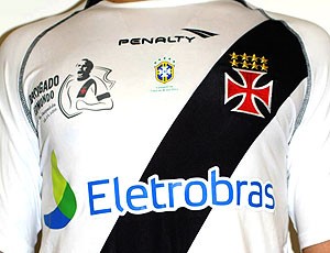 Leilão da camisa de despedida do Edmundo Vasco (Foto: Divulgação)