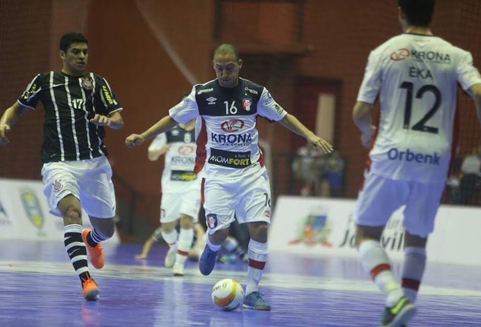 Joinville Corinthians liga nacional de futsal (Foto: Fabrízio Motta/Divulgação)