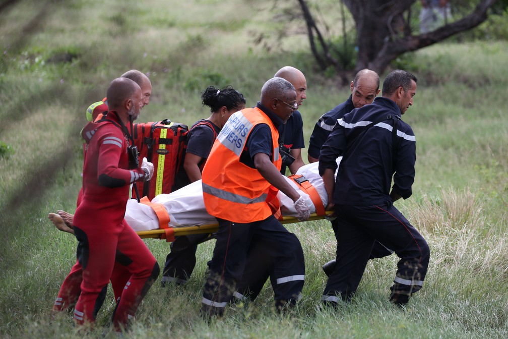 Bodyboarder morre por ataque de tubarão na Ilha Reunião (Foto: AFP)