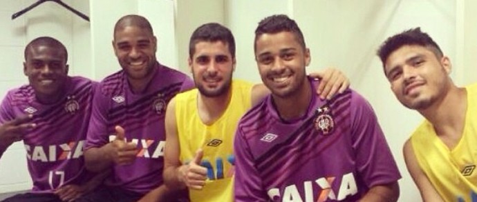 Adriano Imperador Atlético-PR treino (Foto: Reprodução/Instagram)