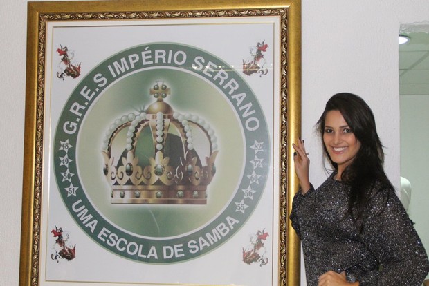 Flávia Piana é novamente Rainha de Bateria do Império Serrano (Foto: Rodrigo dos Anjos / AgNews)