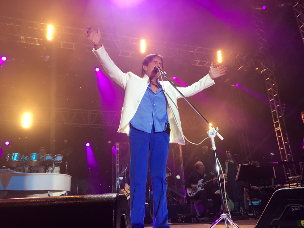 Roberto Carlos se apresentou em Presidente Prudente nesta quinta-feira (30) (Foto: Heloise Hamada/G1)