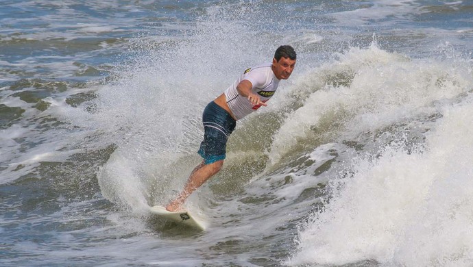 sergio panela santos surfe (Foto: Silvia Winik / Divulgação FMA Notícias)