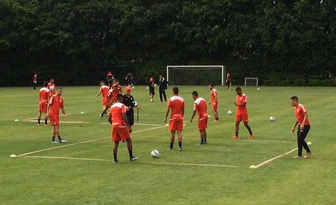 São Paulo treino (Foto: Alexandre Lozetti)