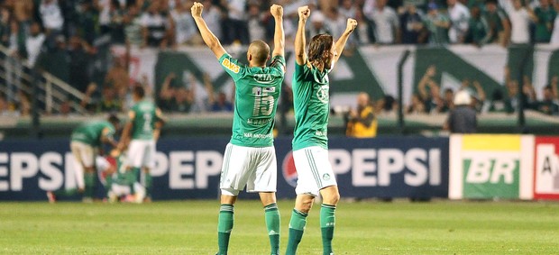 Comemoração Palmeiras contra o Sport (Foto: Marcos Ribolli / Globoesporte.com)