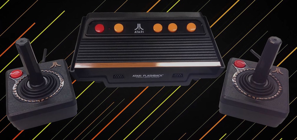 Atari 2600 é relançado no Brasil  Atari