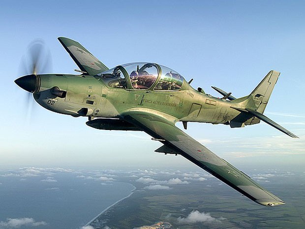 Super Tucano usado pela Força Aérea Brasileira. 16 aviões foram vendidos para a Indonésia. (Foto: Divulgação / Embraer)
