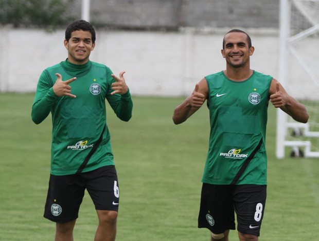 Gil e Dênis em recuperação para retornar o time titular do Coritiba (Foto: Divulgação / Site oficial do Coritiba)