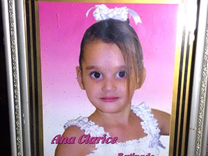  Ana Clarisse dos Santos Silva tinha 9 anos (Foto: Arquivo Pessoal)