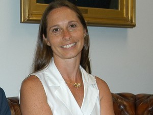 Dawn Hochsprung, diretora da escola Sandy Hook, em foto de 2010 (Foto: AP)
