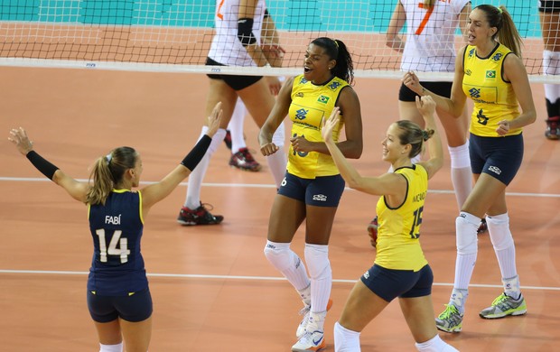 Seleção feminina de vôlei 3 x 0 Holanda, Grand Prix (Foto: Divulgação / FIVB)