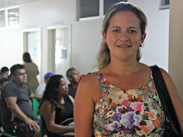 Dona de casa procurou hospital para consultar pintas suspeitas (Foto: Suelen Gonçalves/ G1 AM)