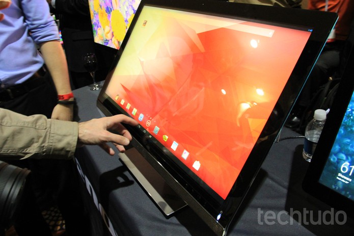 ThinkVision 28, o monitor da Lenovo com resolução 4K que roda Android (Foto: Isadora Díaz/TechTudo) ThinkVision 28, o monitor da Lenovo com resolução 4K que roda Android (Foto: Isadora Díaz/TechTudo)