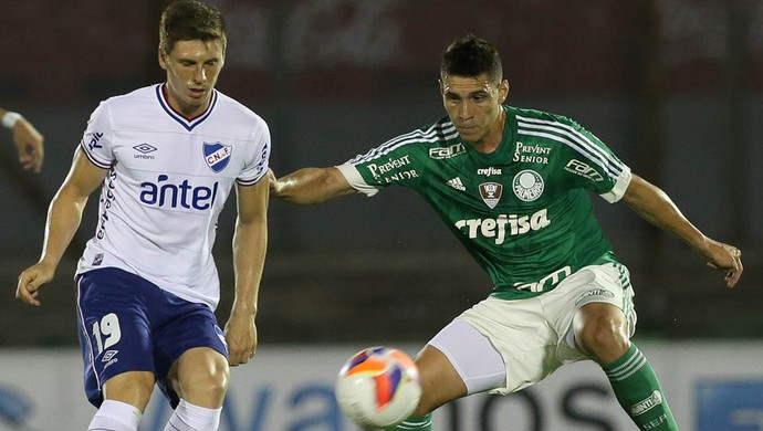 Comentarista vê Moisés fortalecido no Palmeiras: 