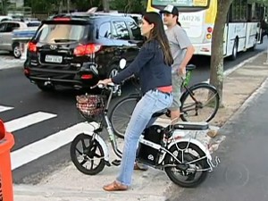 Bicicleta; elétrica; rio de janeiro (Foto: Reprodução / RJTV) Bicicleta; elétrica; rio de janeiro (Foto: Reprodução / RJTV)