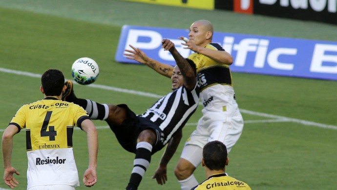 Resultado de imagem para Criciúma x Ceará 2016