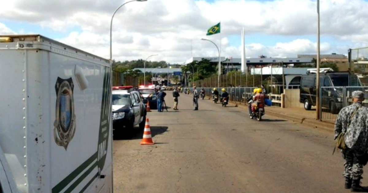 G Mulher Morre Ap S Ser Atropelada Por Caminh O Na Ponte Da Amizade