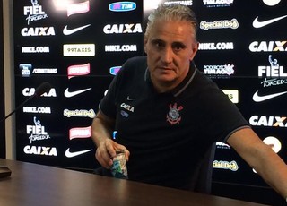 Tite confirma Gil e Renato Augusto no Timão e contará com Elias na reserva