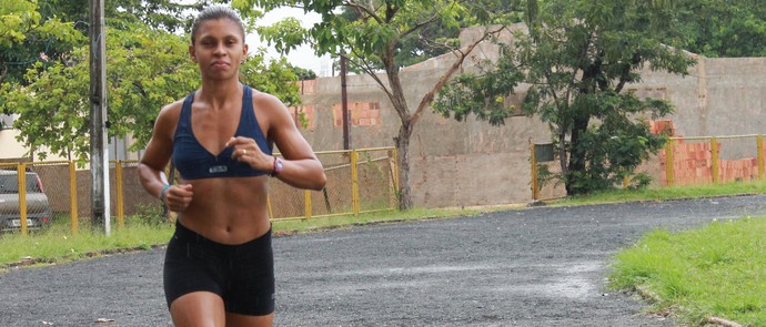 Fernanda Araújo Atletismo Piauí (Foto: Náyra Macêdo/GLOBOESPORTE.COM)