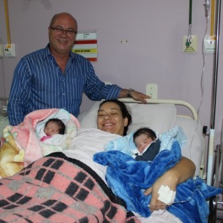Sueli (foto) é recepcionista do hospital onde deu à luz  (Foto: Julio Huber/ Montanhas Capixabas)