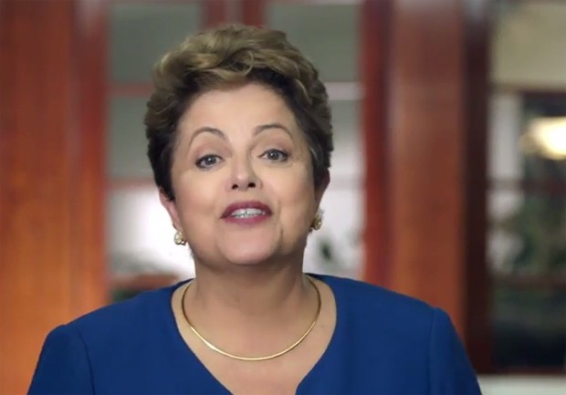 Em vídeo, Dilma diz que está se sentindo 'muito bem' após mal-estar (Foto: Reprodução)