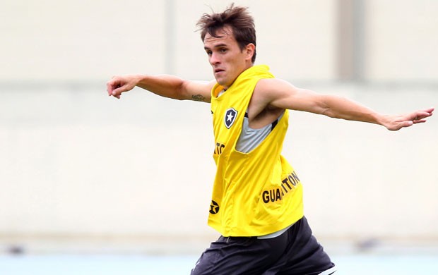 Lucas, treino do Botafogo (Foto: Ivo Gonzales / Agência o Globo)