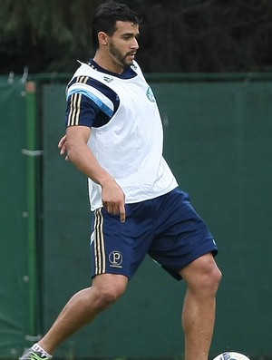 Henrique comenta chance perdida no clássico: 