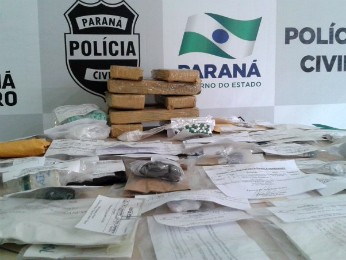 G Pol Cia Incinera Drogas Apreendidas Adolescentes No Noroeste