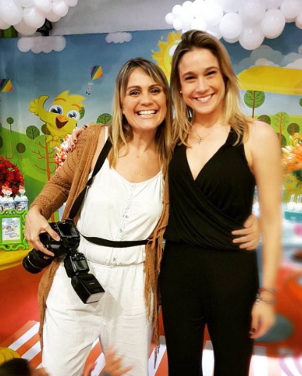 A fotógrafa Rebeca Penna e Fernanda Gentil (Foto: Reprodução) A fotógrafa Rebeca Penna e Fernanda Gentil (Foto: Reprodução)