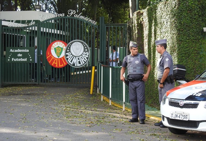 Promotor diz que imagens mostram 81 torcedores em invasão ao Palmeiras