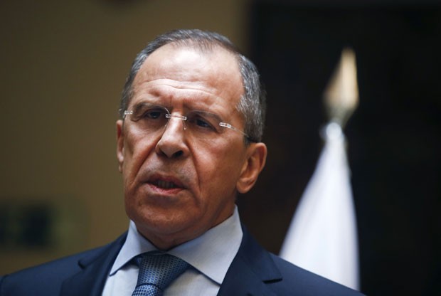 Lavrov em entrevista nesta quarta-feura (5) em Madri, na Espanha (Foto: Andrea Comas/Reuters)